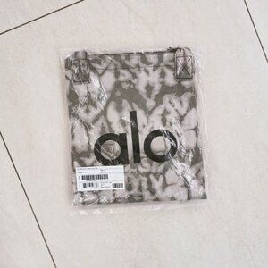Alo Yoga Bag